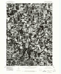 Decorah 2 NW topographic map thumbnail