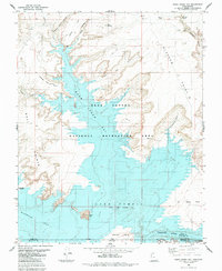 Warm Creek Bay 1985 topographic map thumbnail
