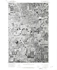 Pelican Lake SE 1974 topographic map thumbnail